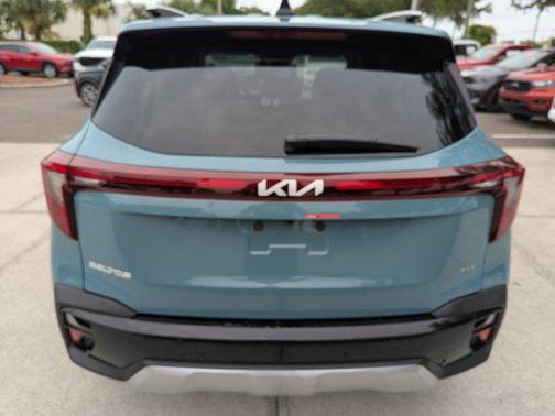 2025 Kia Seltos EX