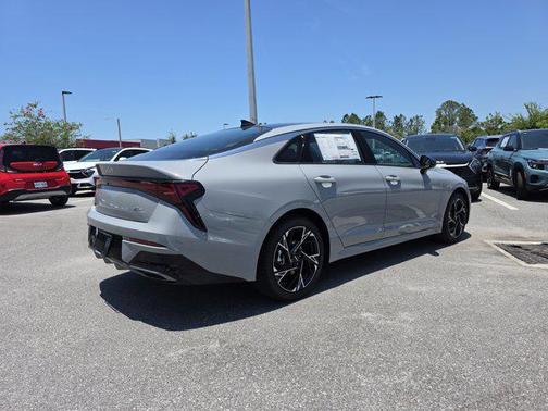 2025 Kia K5 GT-Line
