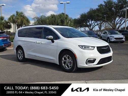 2023 Chrysler Pacifica Limited