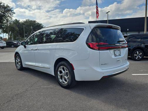 2023 Chrysler Pacifica Limited
