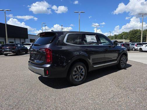 2025 Kia Telluride LX