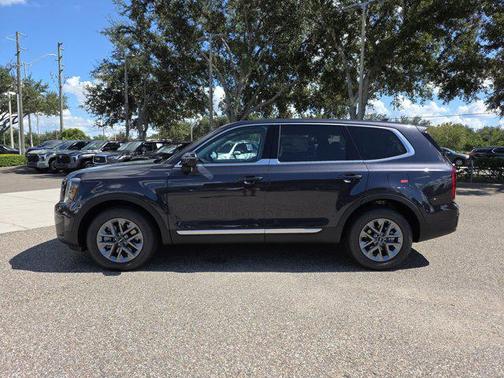 2025 Kia Telluride LX