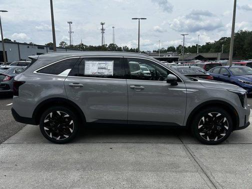 2025 Kia Sorento EX