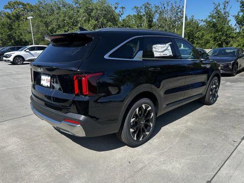 2025 Kia Sorento SX
