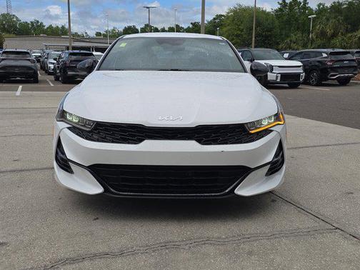 Glacial White Pearl 2023 Kia K5 GT-Line