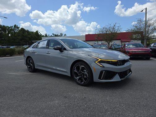 2025 Kia K5 GT-Line