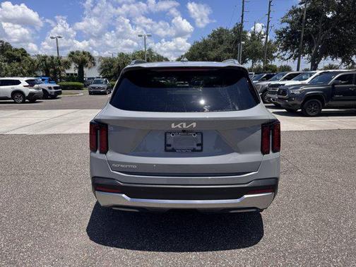 2025 Kia Sorento EX