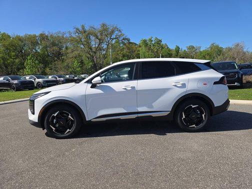 2026 Kia Sportage EX