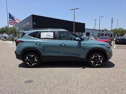 2025 Kia Seltos EX