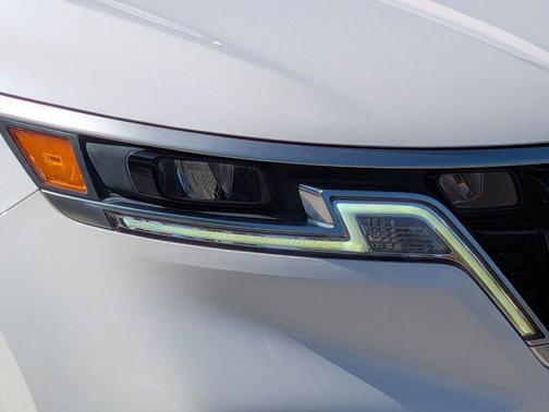 2022 Kia Carnival LXS