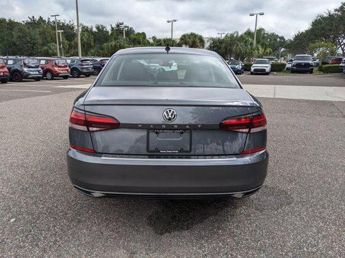 2022 Volkswagen Passat 2.0T SE