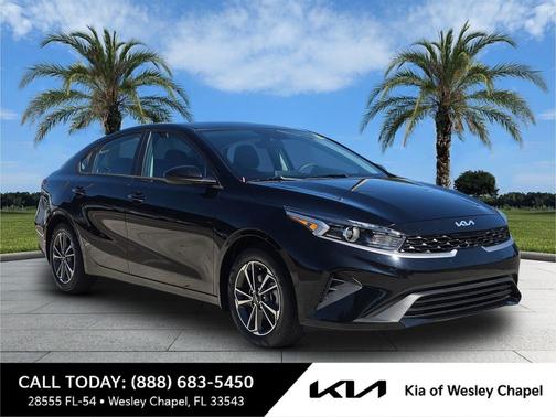 Aurora Black 2023 Kia Forte LXS