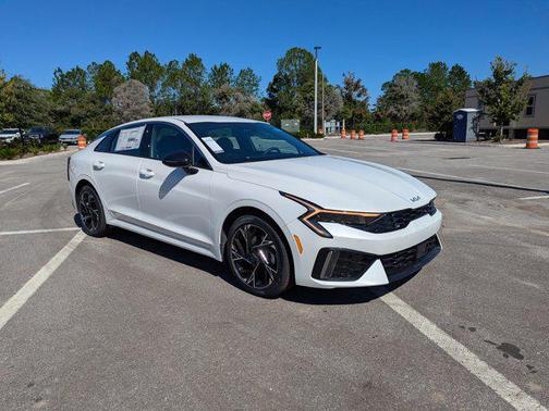 2026 Kia K5 GT-Line