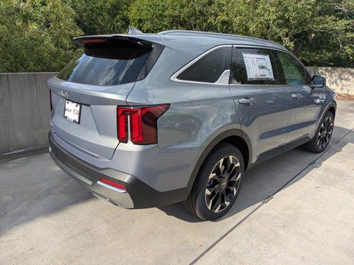 2025 Kia Sorento SX