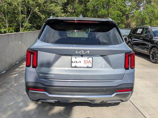 2025 Kia Sorento SX