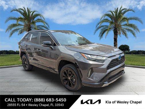 2023 Toyota RAV4 Hybrid SE