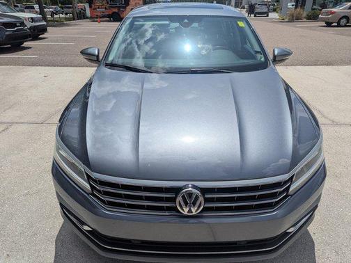 2016 Volkswagen Passat 1.8T SEL