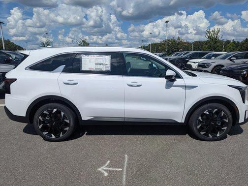 2025 Kia Sorento SX