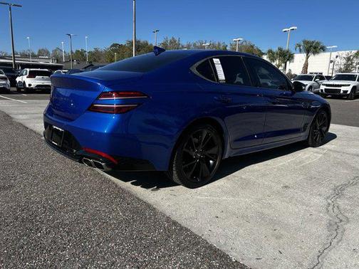 2023 Genesis G70 2.0T RWD