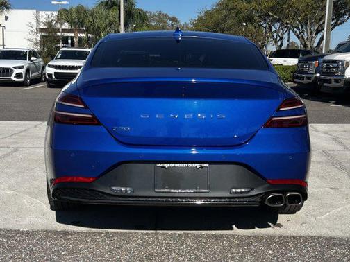 2023 Genesis G70 2.0T RWD