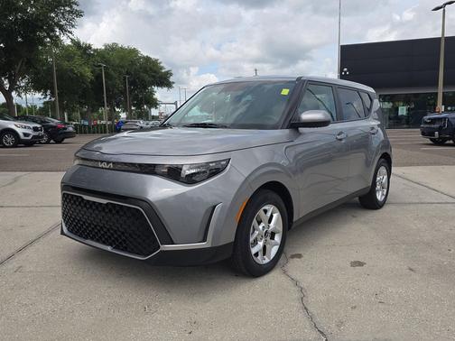Steel Gray 2025 Kia Soul LX