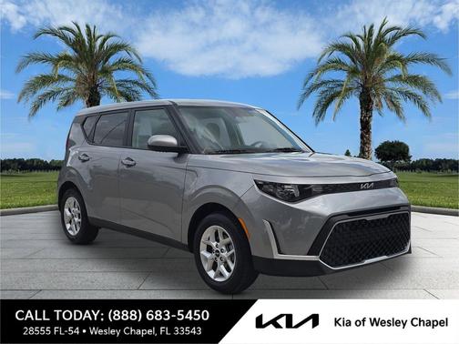 Steel Gray 2025 Kia Soul LX