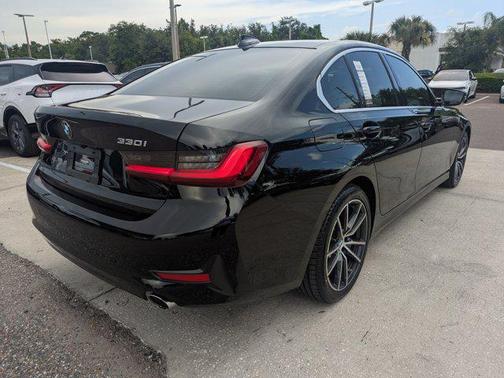 2022 BMW 330 330i