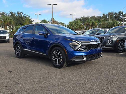 2025 Kia Sportage EX