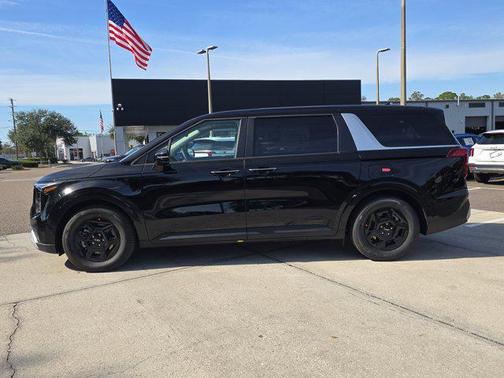 2026 Kia Carnival LXS