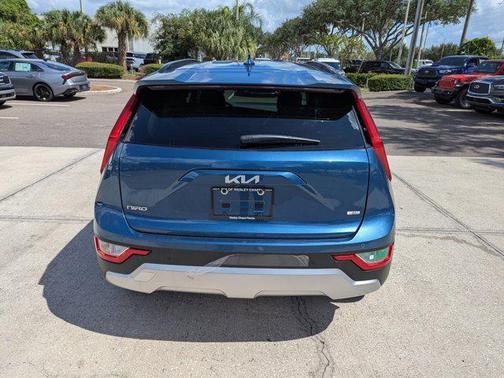 2025 Kia Niro EX