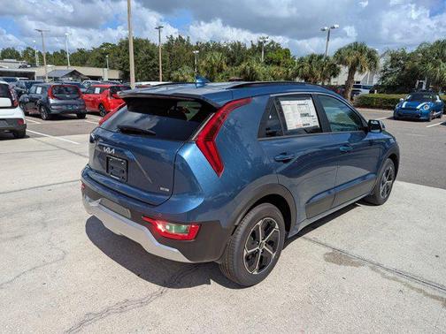 2025 Kia Niro EX