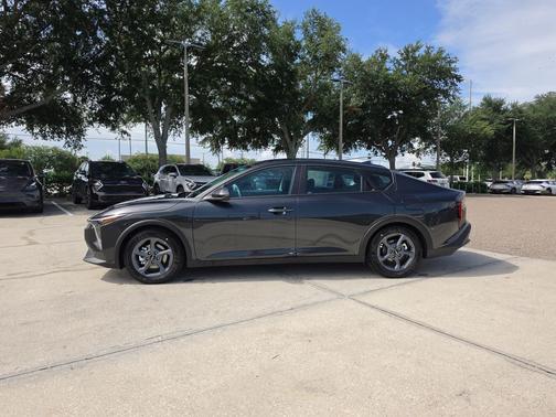 Interstellar Gray 2026 Kia K4 LXS