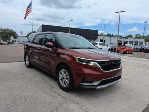 2023 Kia Carnival LX