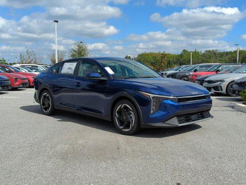 2025 Kia K4 EX