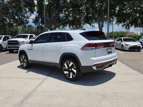Pure White 2024 Volkswagen Atlas Cross Sport 2.0T SE w/Technology