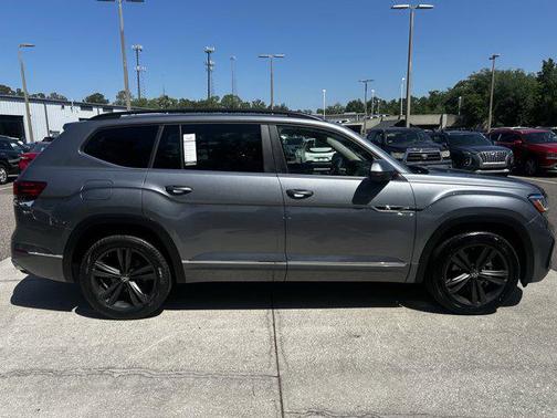2021 Volkswagen Atlas 3.6L SE w/Technology