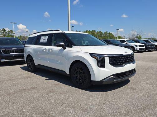 White Pearl 2026 Kia Carnival SX Prestige
