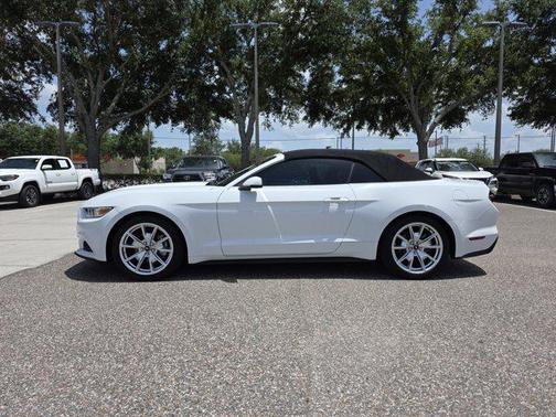 2015 Ford Mustang EcoBoost Premium