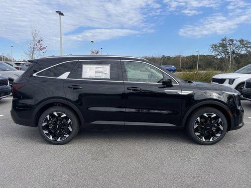 2025 Kia Sorento SX