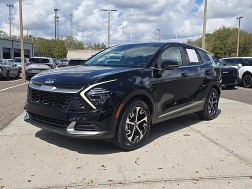 2024 Kia Sportage EX