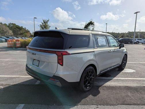 2026 Kia Carnival SX