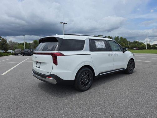 2026 Kia Carnival Hybrid SX