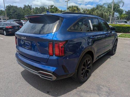 2023 Kia Sorento SX