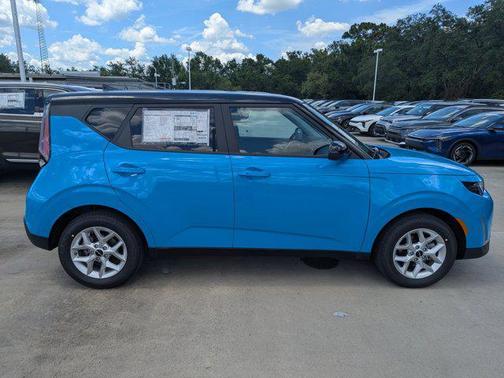 2025 Kia Soul S