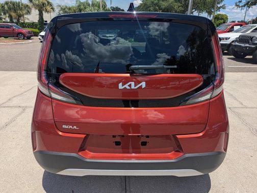 2025 Kia Soul LX