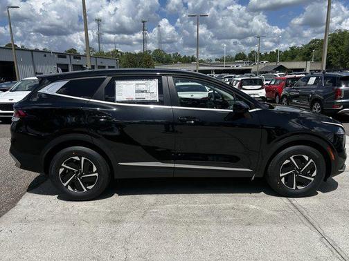 2025 Kia Sportage Hybrid LX