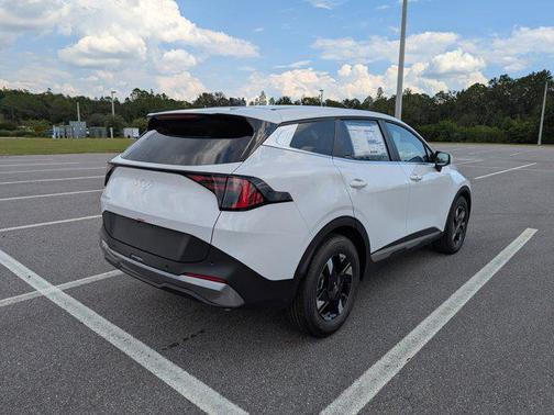 2026 Kia Sportage LX