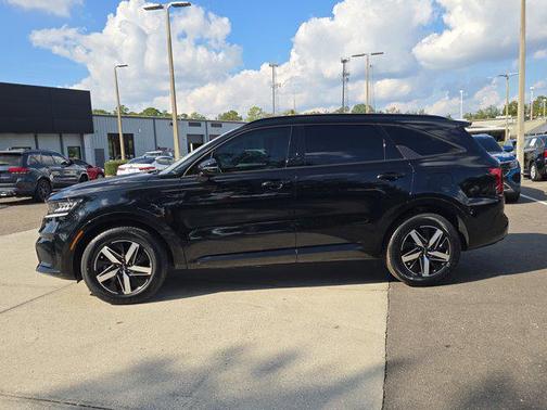 2023 Kia Sorento S
