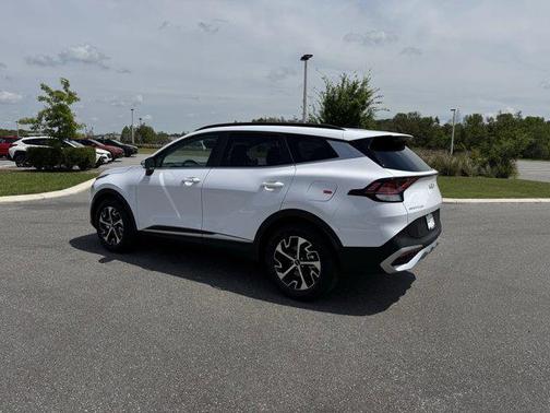 2025 Kia Sportage EX