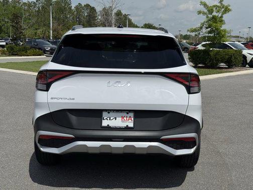 2025 Kia Sportage EX
